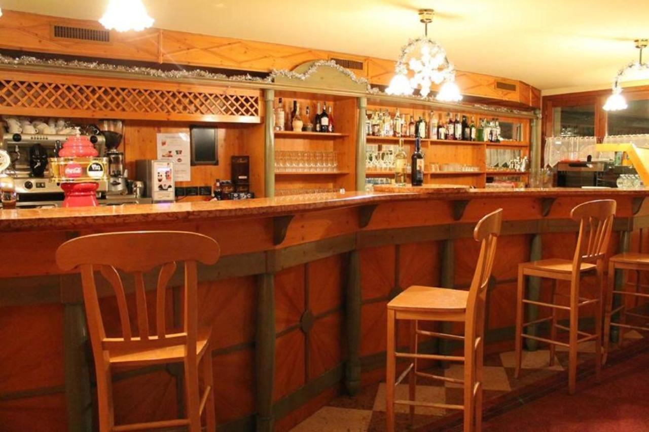 Nevesole Folgarida Resort Aparthotel מראה חיצוני תמונה